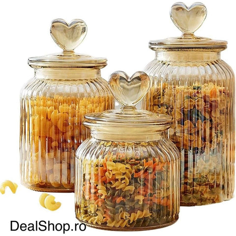 Set 3 Recipiente din Sticlă cu Capace Ermetice și Garnitură din Silicon, Model Heart Amber, 15 / 19 / 22,5 cm – Borcane Depozitare Bucătărie