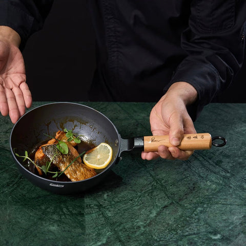 Tigaie wok cu capac Cooking by Heinner - Samurai Gourmet by Rikito Watanabe, invelis ceramic Inductie 20 x 7 cm