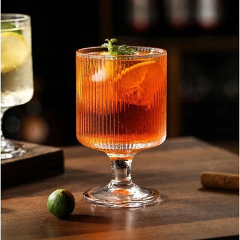 Set 6 Pahare Julia cu Picior Sticlă Transparentă 230 ml– Design Striat Elegant pt Suc Apa Cocktail