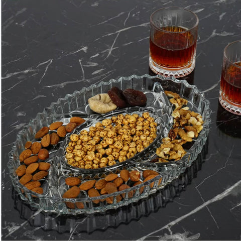 Platou aperitiv & deserturi compartimentat din sticlă rezistentă, oval 30 x 21 cm NOVA – eleganta și organizare la fiecare servire