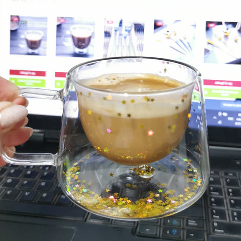 Set 12 Cești Cafea din Sticlă Termorezistentă, Pereți Dubli Model Steluțe Aurii Eleganță și Funcționalitate