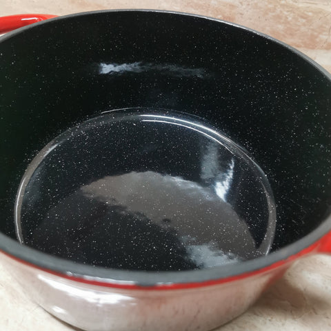 Cratita fonta 4 litri emailata Cooking by Heinner Red Line cu capac 24 x 11,5 cm Gatit sanatos traditional
