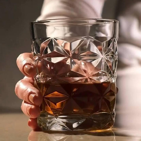 Set 4 Pahare Estrella 305 ml – Sticlă groasă cu design geometric elegant ideale pentru whisky, apă sau cocktailuri