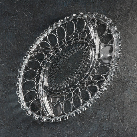 Platou aperitiv & deserturi compartimentat din sticlă rezistentă, oval 30 x 21 cm NOVA – eleganta și organizare la fiecare servire