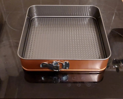 Set 3 tavi tort antiaderente teflonate rotunda inima patrata cu margine detasabila Maro
