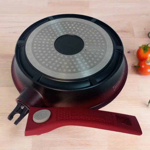 Tigaie Royalty Line 24 cm cu maner detasabil Rosu cu Negru Versatilitate și Eleganță în Bucătărie